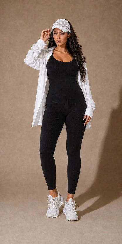 Black Fit Jumpst et casquette blanche tt